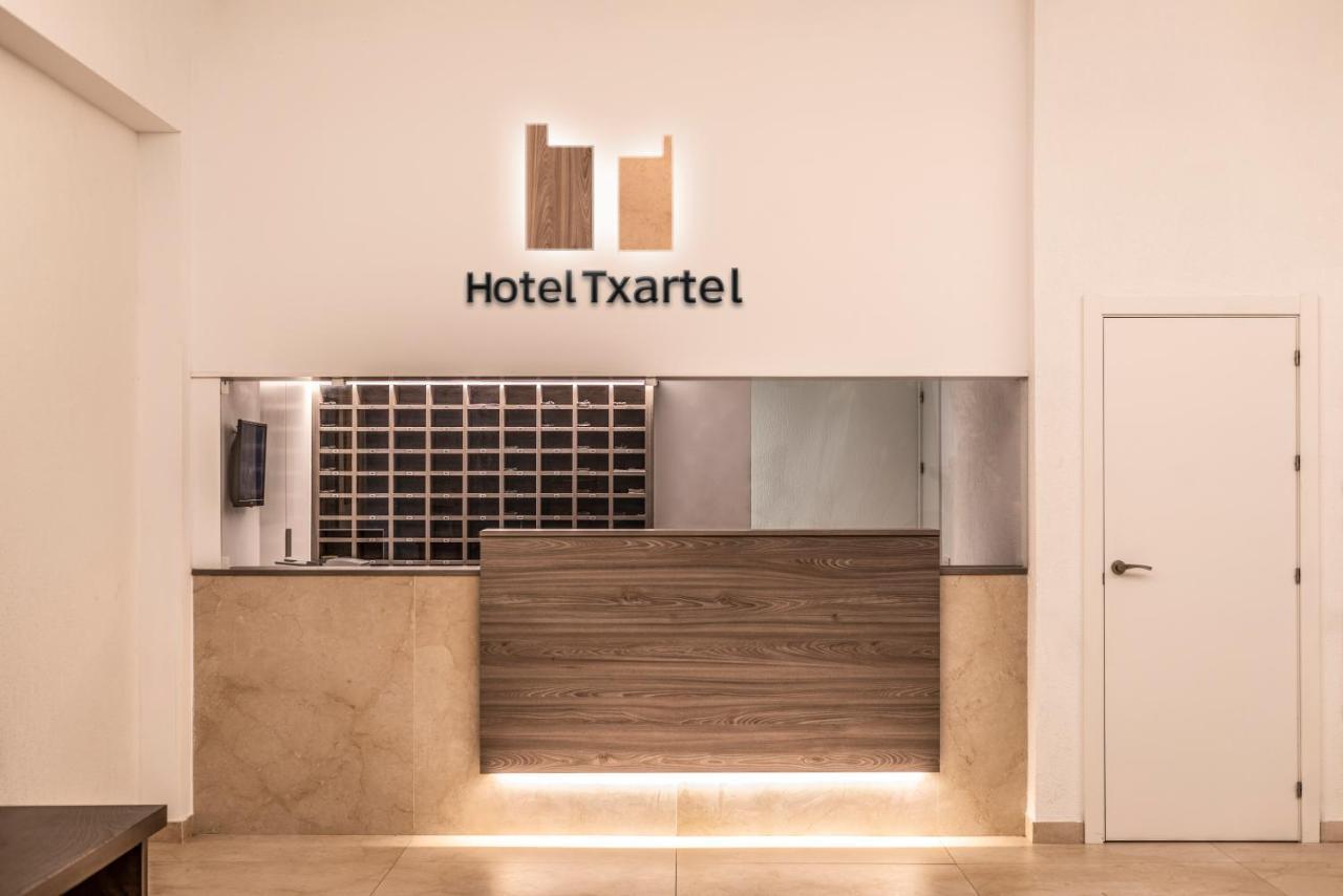 Hotel Txartel Lasarte Oria Exteriör bild