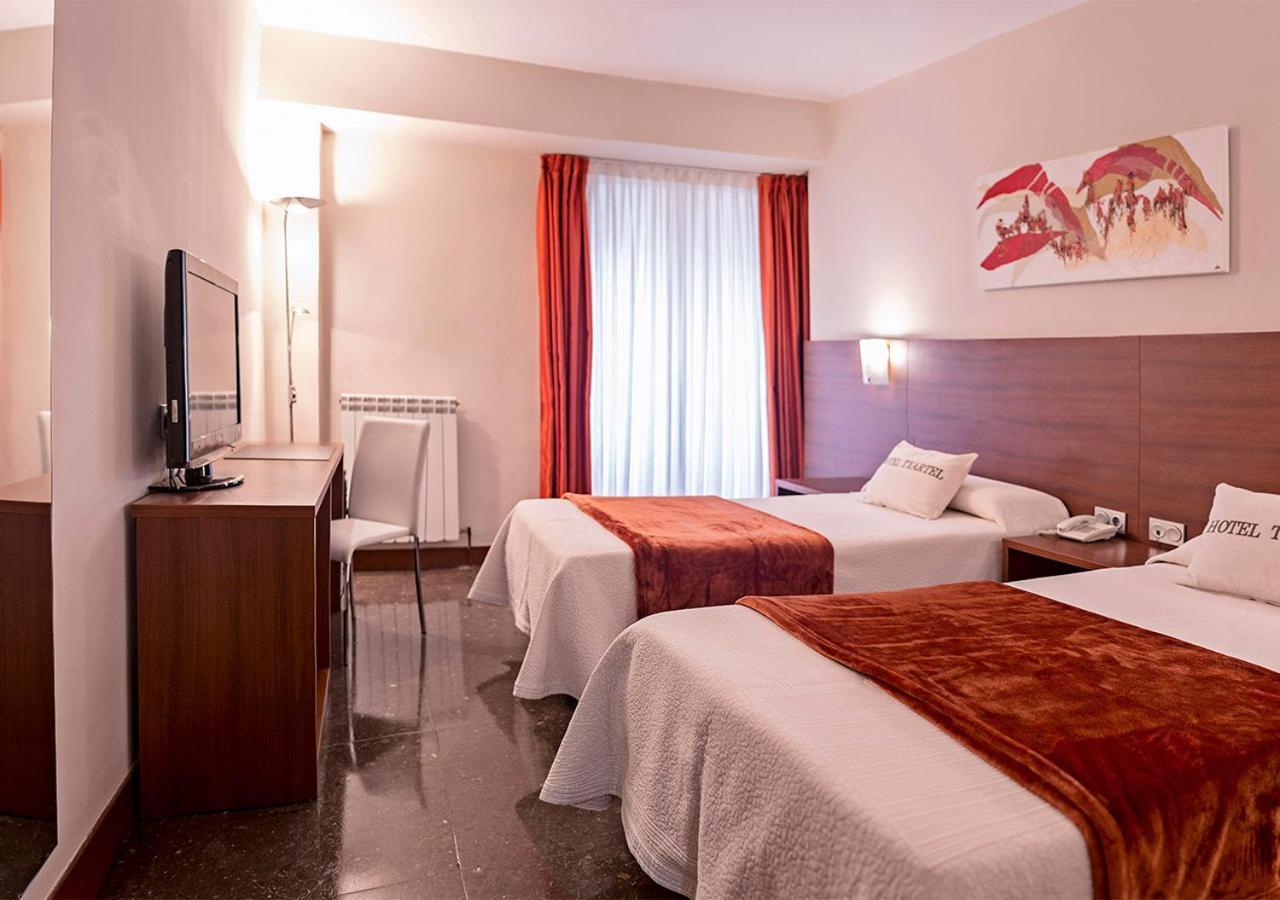 Hotel Txartel Lasarte Oria Exteriör bild
